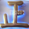 铜字贴金背光字